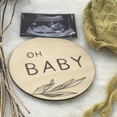 Pregnancy Annoucement - Oh Baby - Arlo and Co